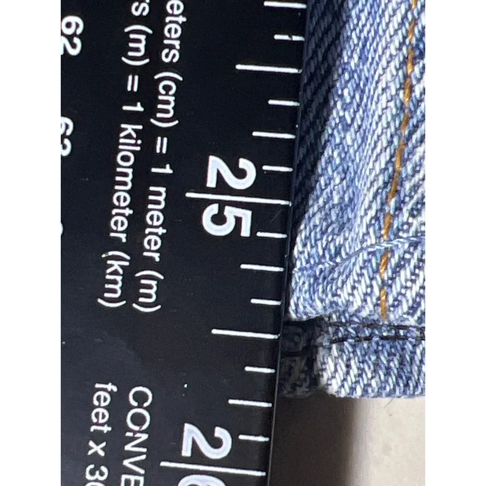 Levis 550 Mens Relaxed Fit Tapered Leg Light Wash Denim Jeans 38x30 [34.5x25.5]